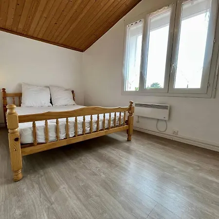 Maison 8 Couchages Avec Jardin Clos, Proche Plages, Pistes Cyclables, Menage Inclus - Fr-1-246a-272 *